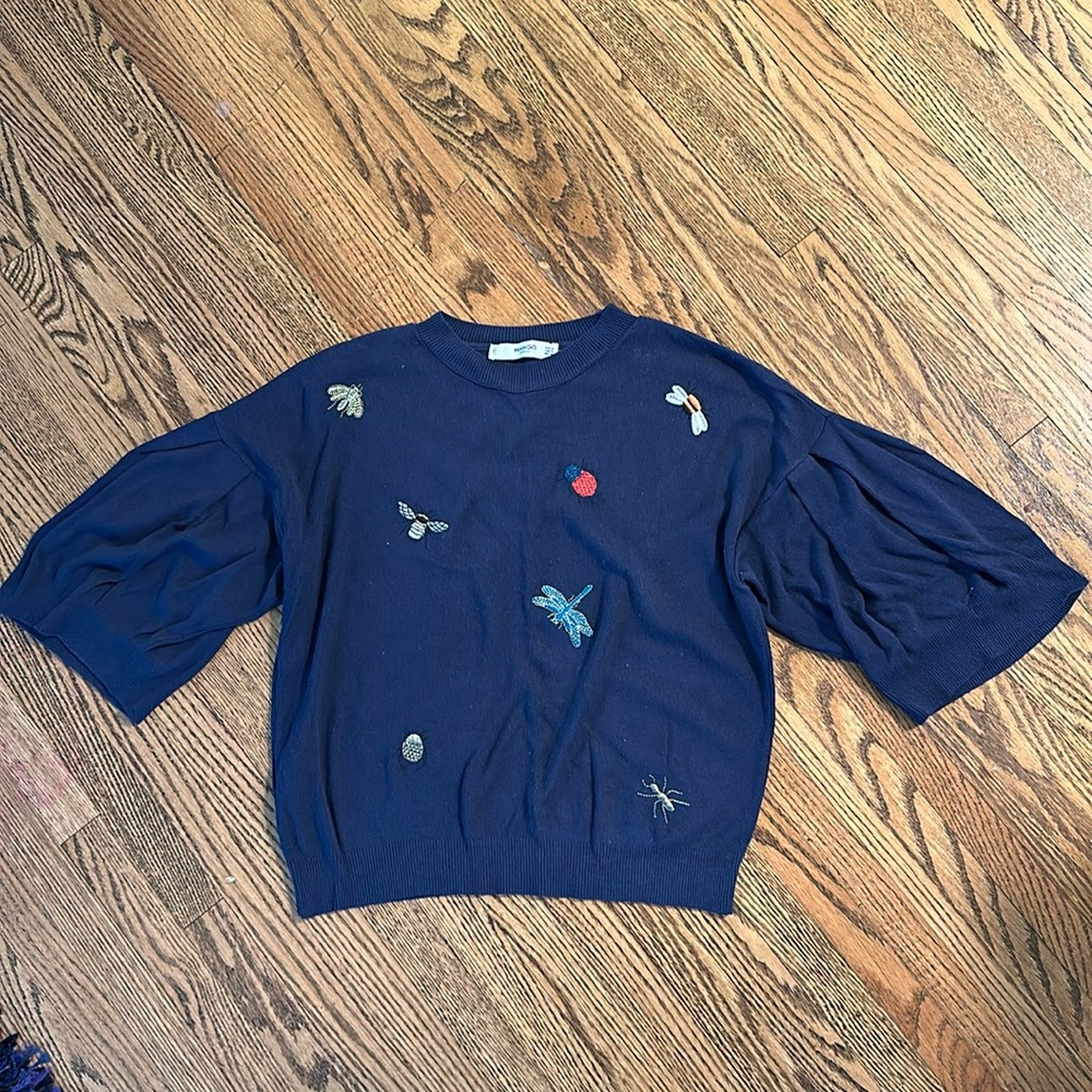 Mango navy sweater   🌸 3 for $25